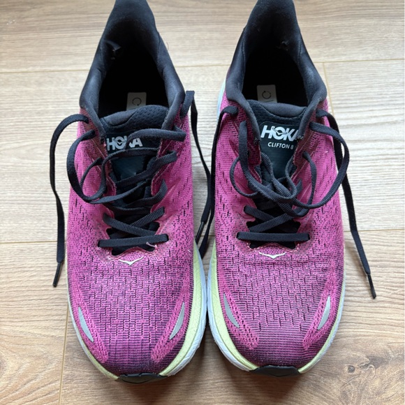 HOKA Clifton 9. Condition 6/10 - Picture 2 of 6